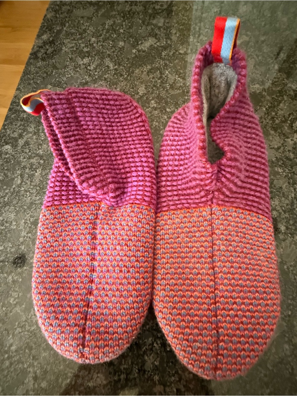 Bombas Gripper Slippers Lined merino Wool Blend women’s size small (4-7.5) new